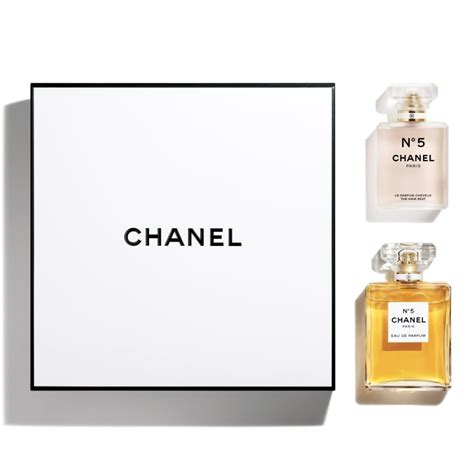 chanel gifts under 200